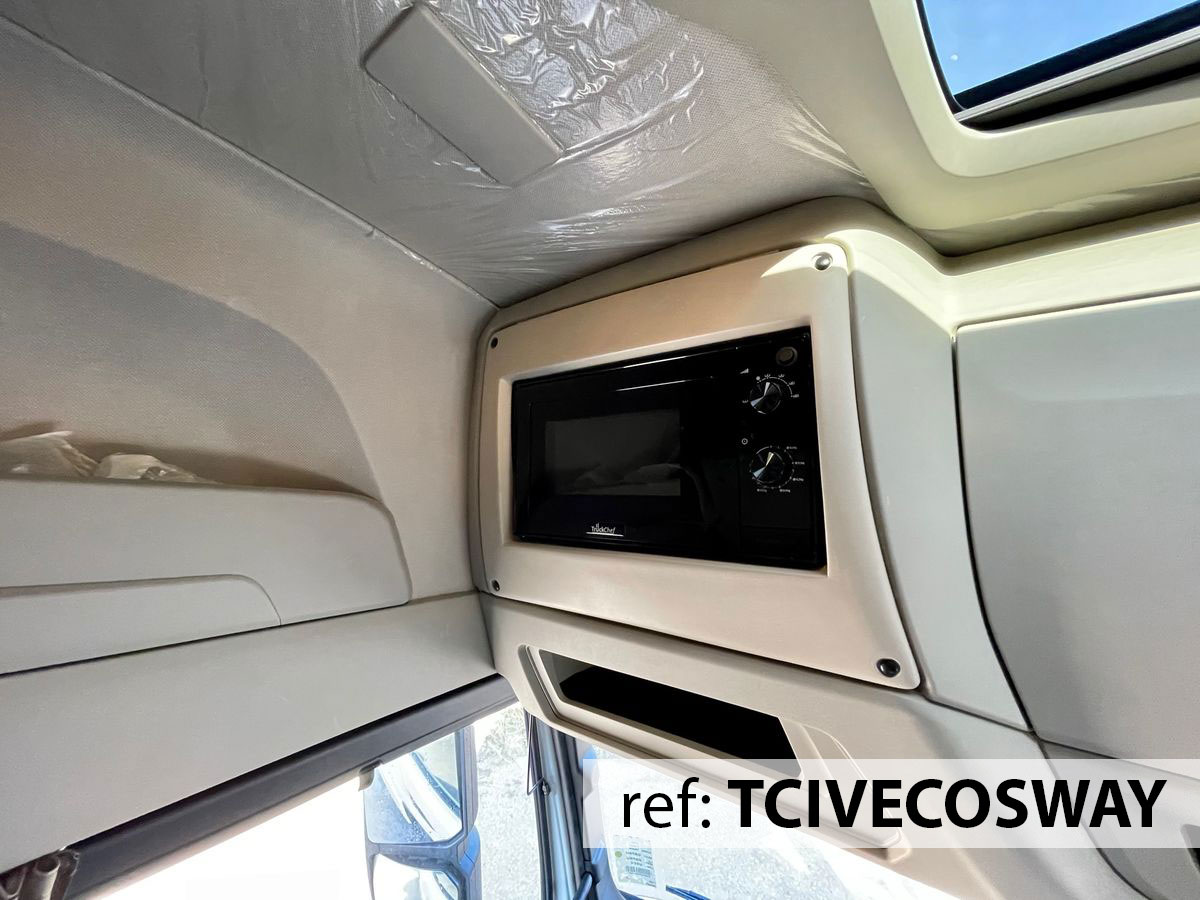 IVECO S-Way High Roof (Kit de fixation Micro-ondes TCMOA)